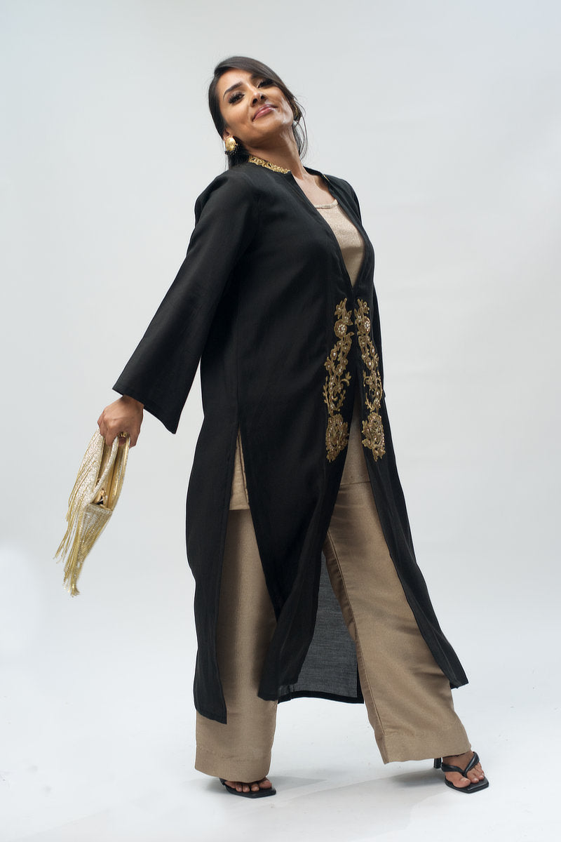 TIMELESS GOLD AND BLACK